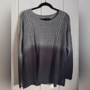 LIKE NEW!! American Eagle Outfitters Ombre Knit Sweater. Size M
